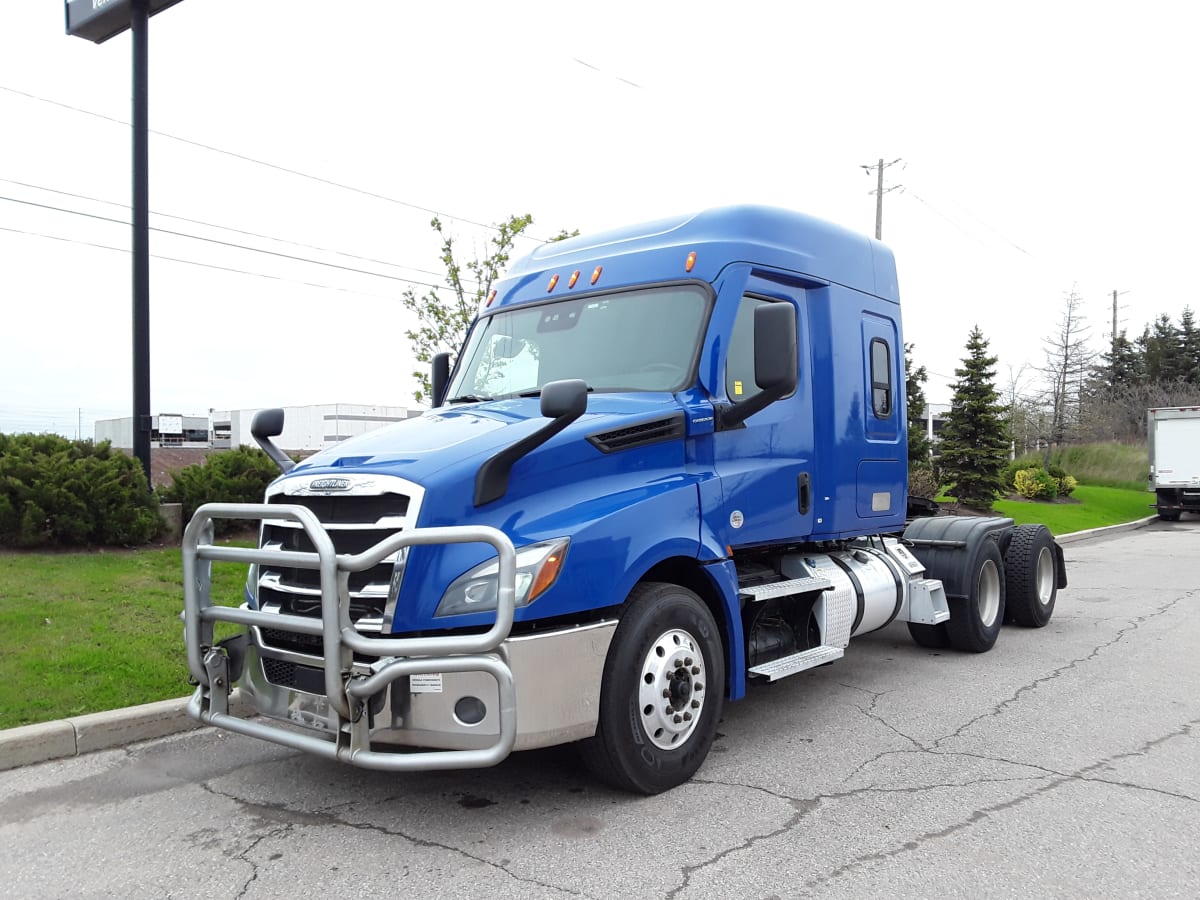 2020 Freightliner/Mercedes NEW CASCADIA 126 281195