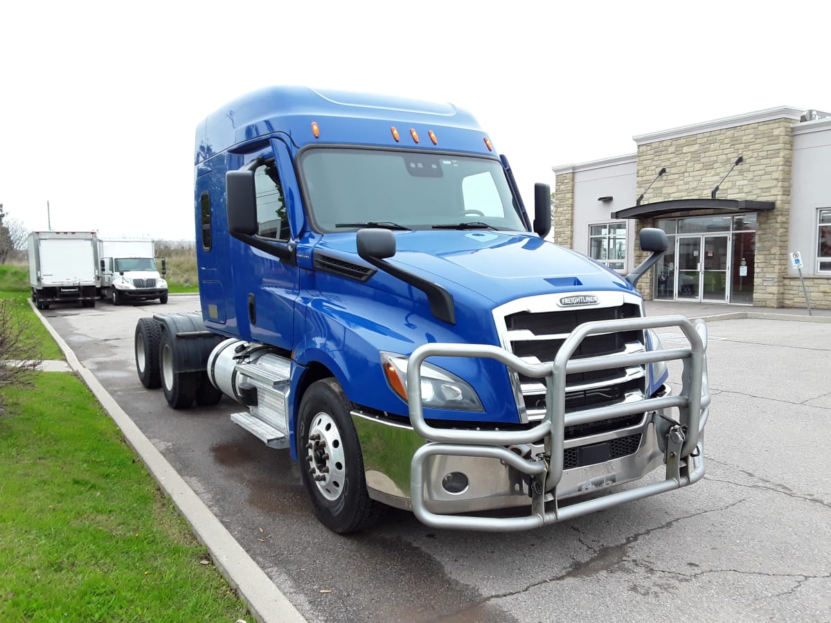 2020 Freightliner/Mercedes NEW CASCADIA 126 281195