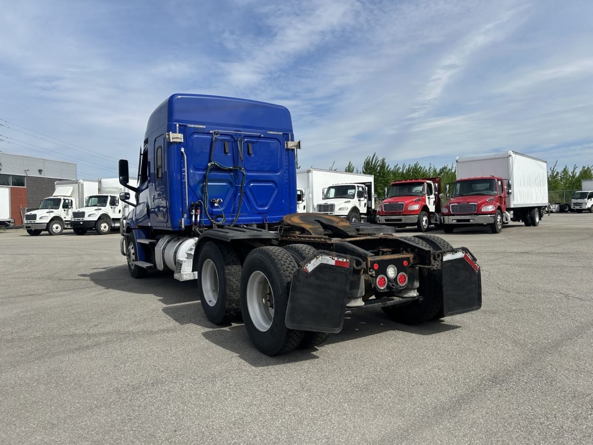 2020 Freightliner/Mercedes NEW CASCADIA 126 281325