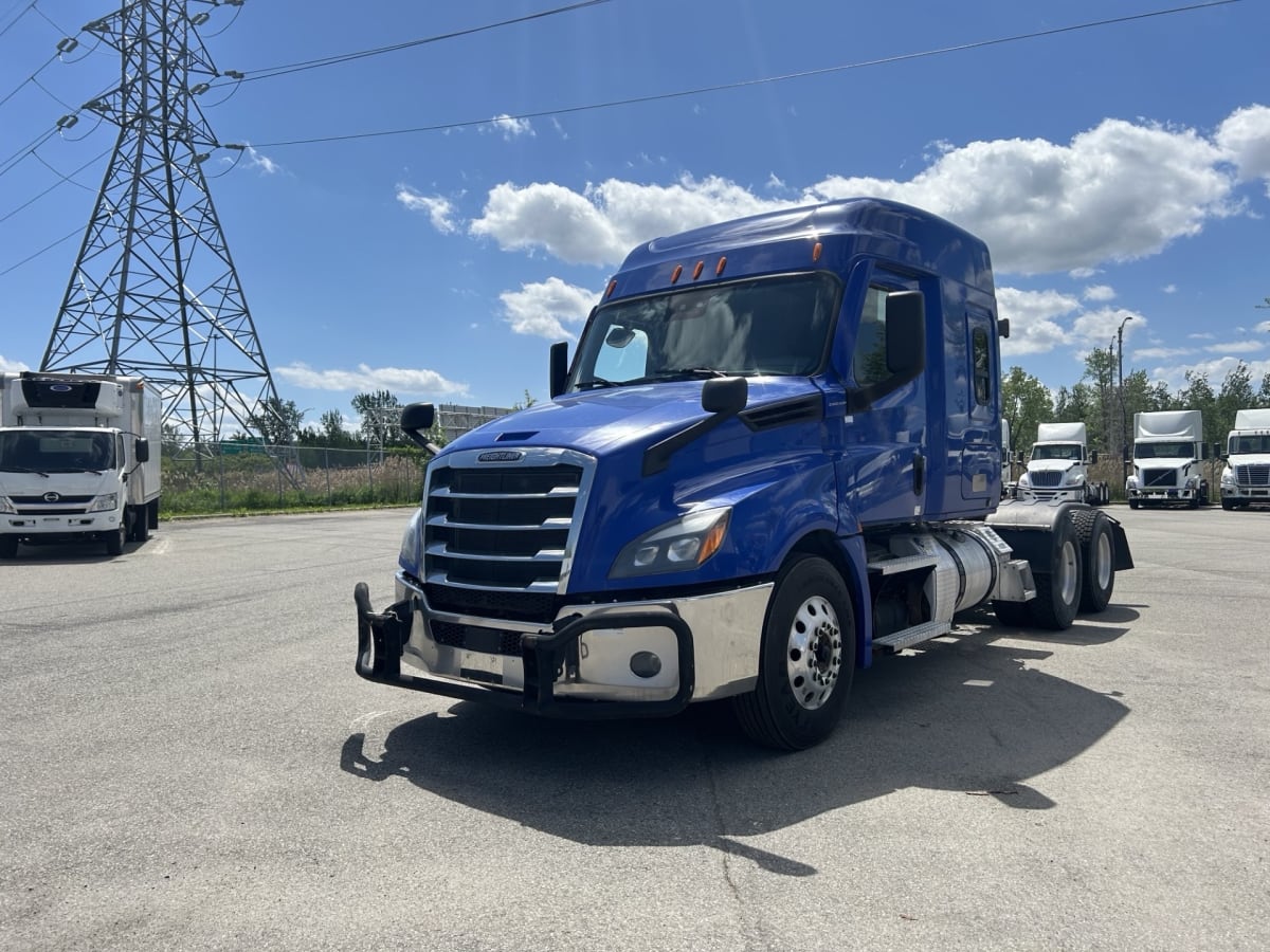 2020 Freightliner/Mercedes NEW CASCADIA 126 281326