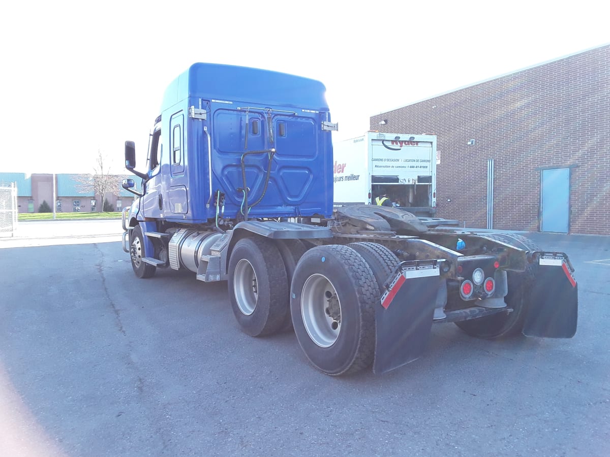 2020 Freightliner/Mercedes NEW CASCADIA 126 281327