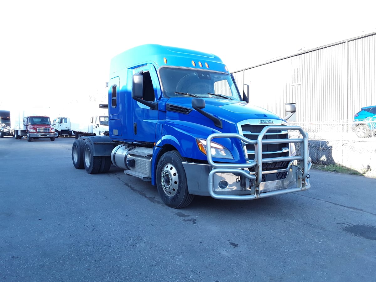 2020 Freightliner/Mercedes NEW CASCADIA 126 281327