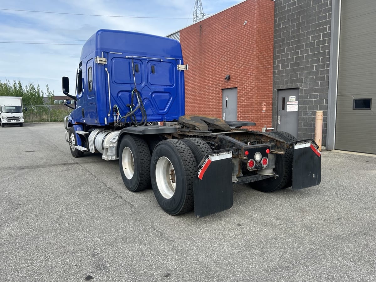 2020 Freightliner/Mercedes NEW CASCADIA 126 281328