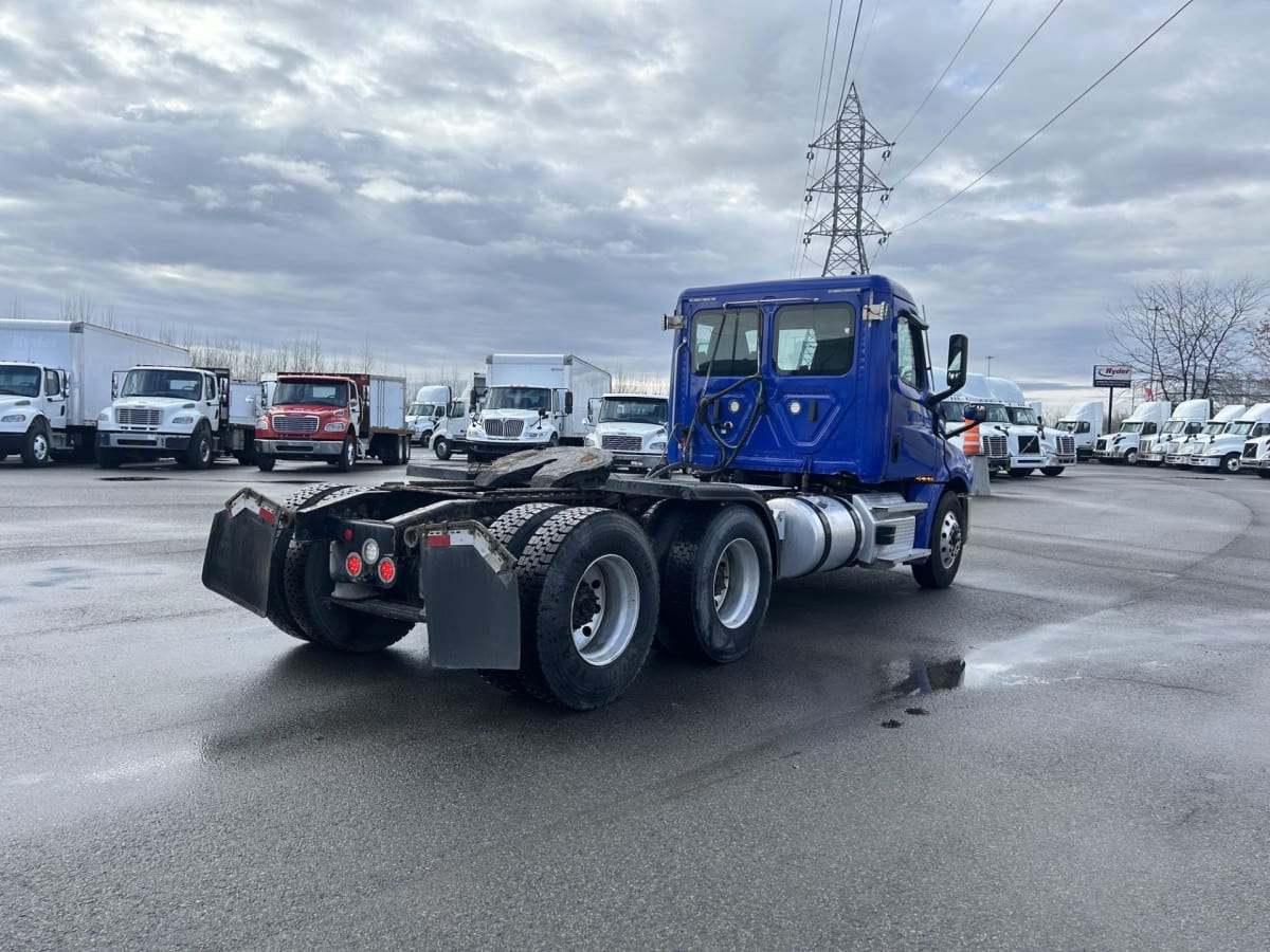 2020 Freightliner/Mercedes NEW CASCADIA PX12664 281333