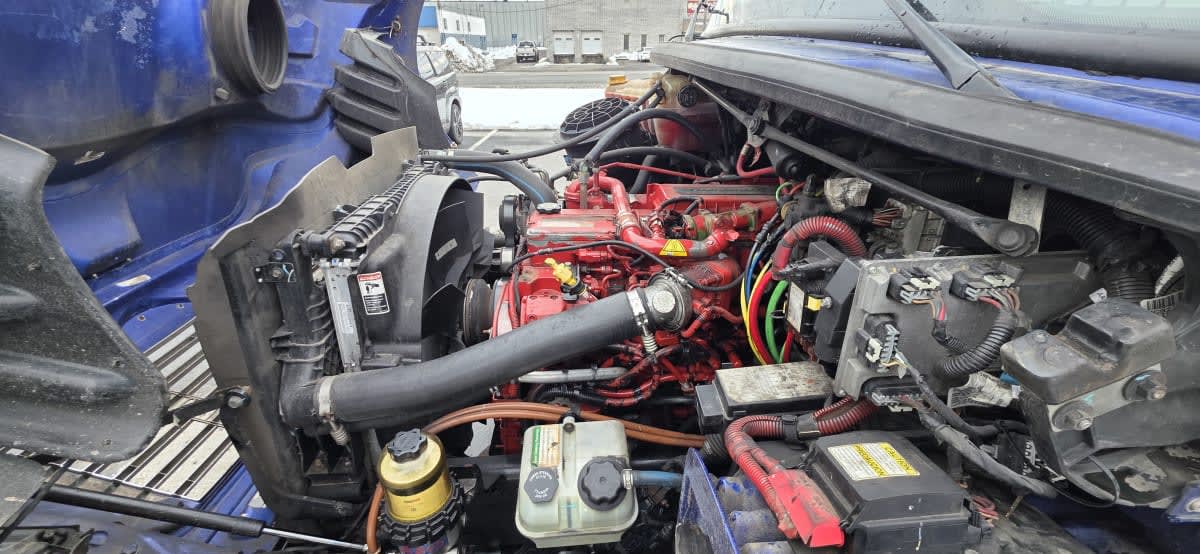 2021 Freightliner/Mercedes M2 106 281395