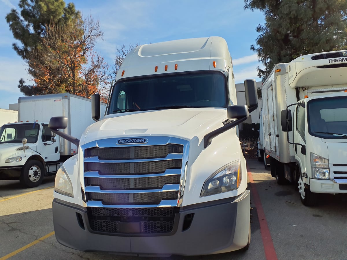 2020 Freightliner/Mercedes NEW CASCADIA PX12664 281607