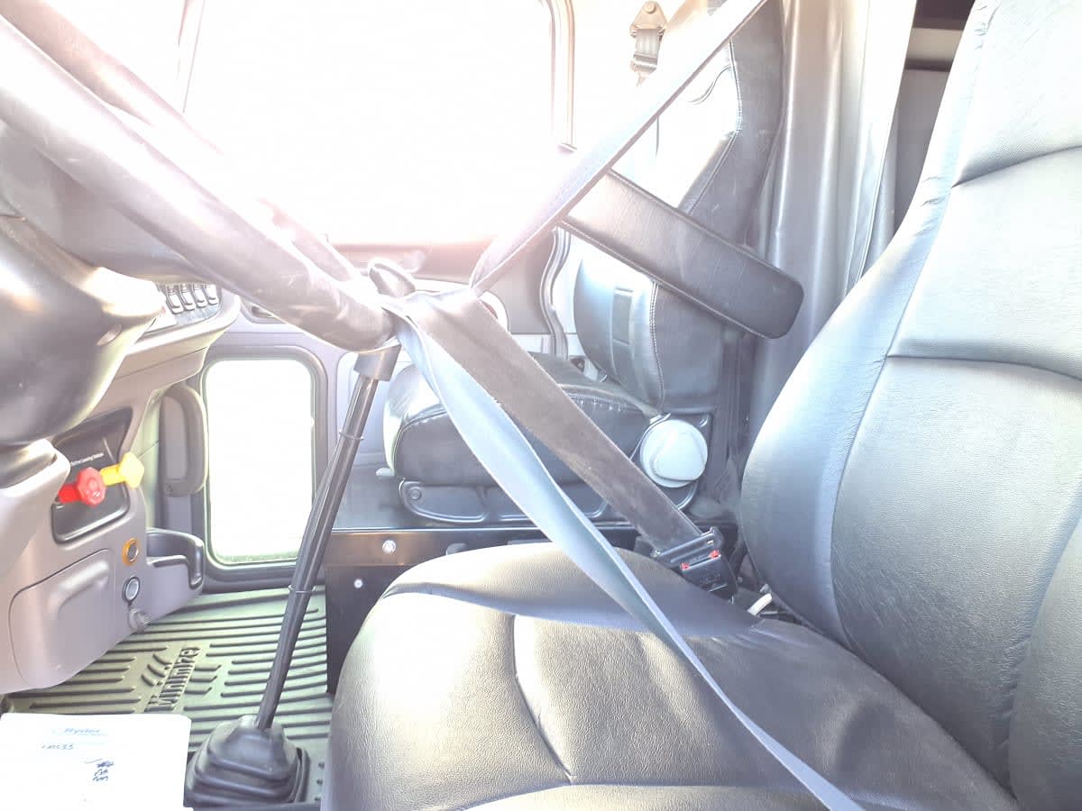 2020 Peterbilt 389 281633