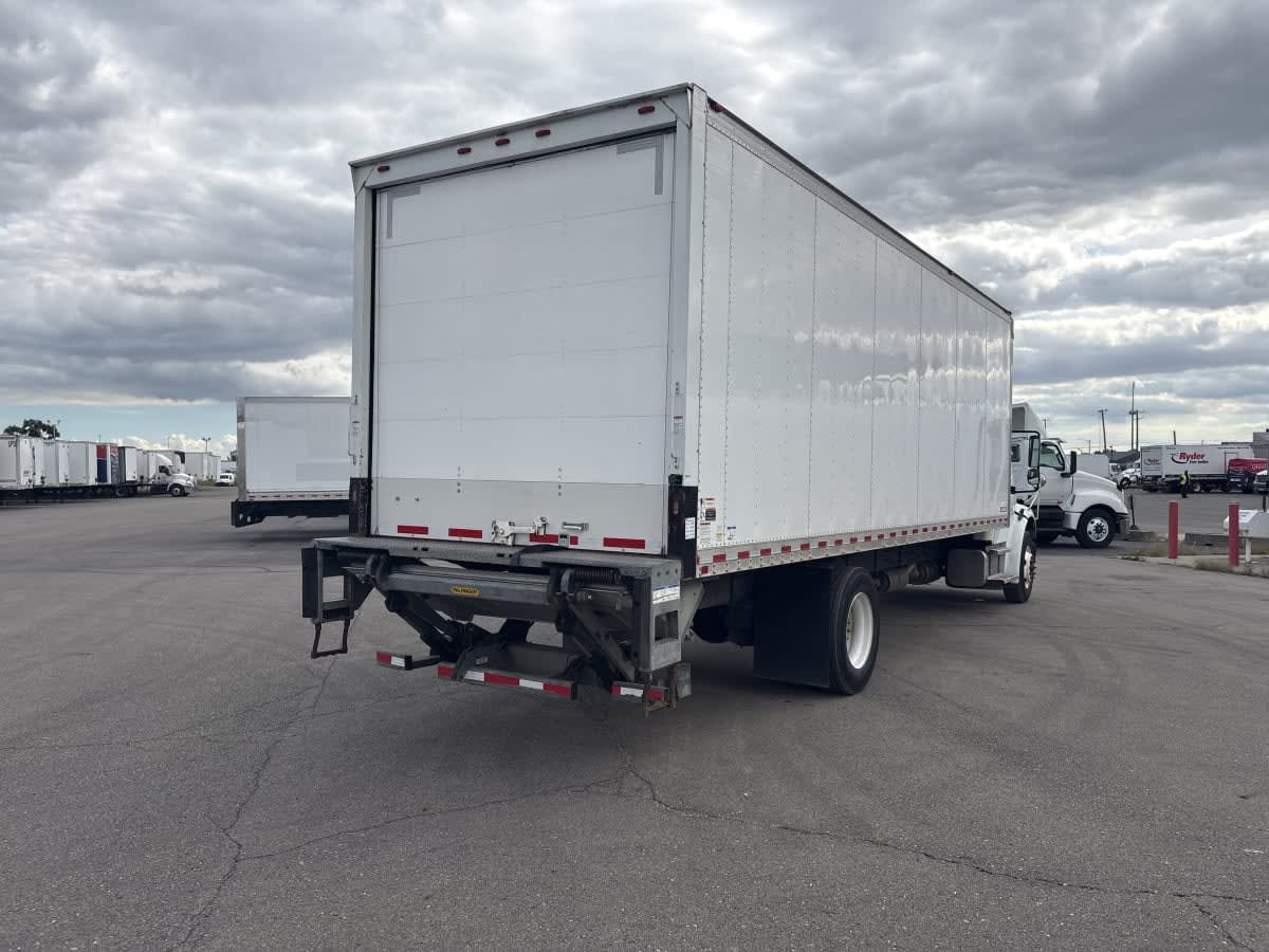 2020 Freightliner M2 106 in Taylor, MI — photo 4