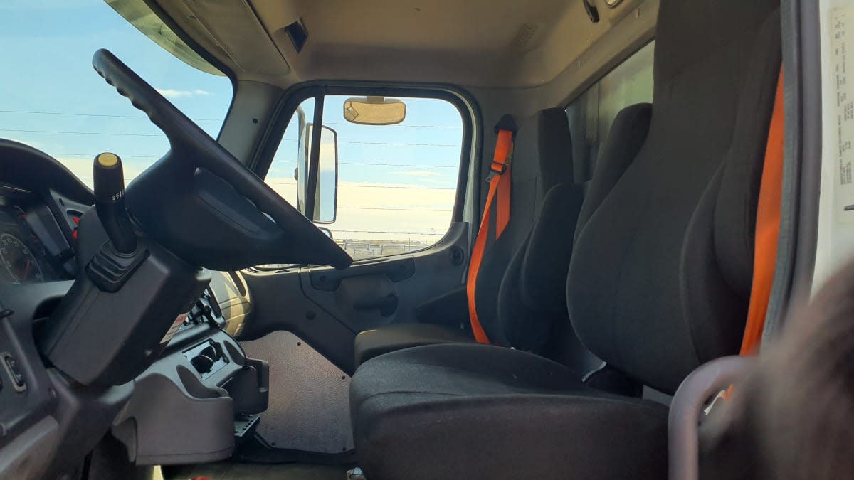 2020 Freightliner/Mercedes M2 106 282191