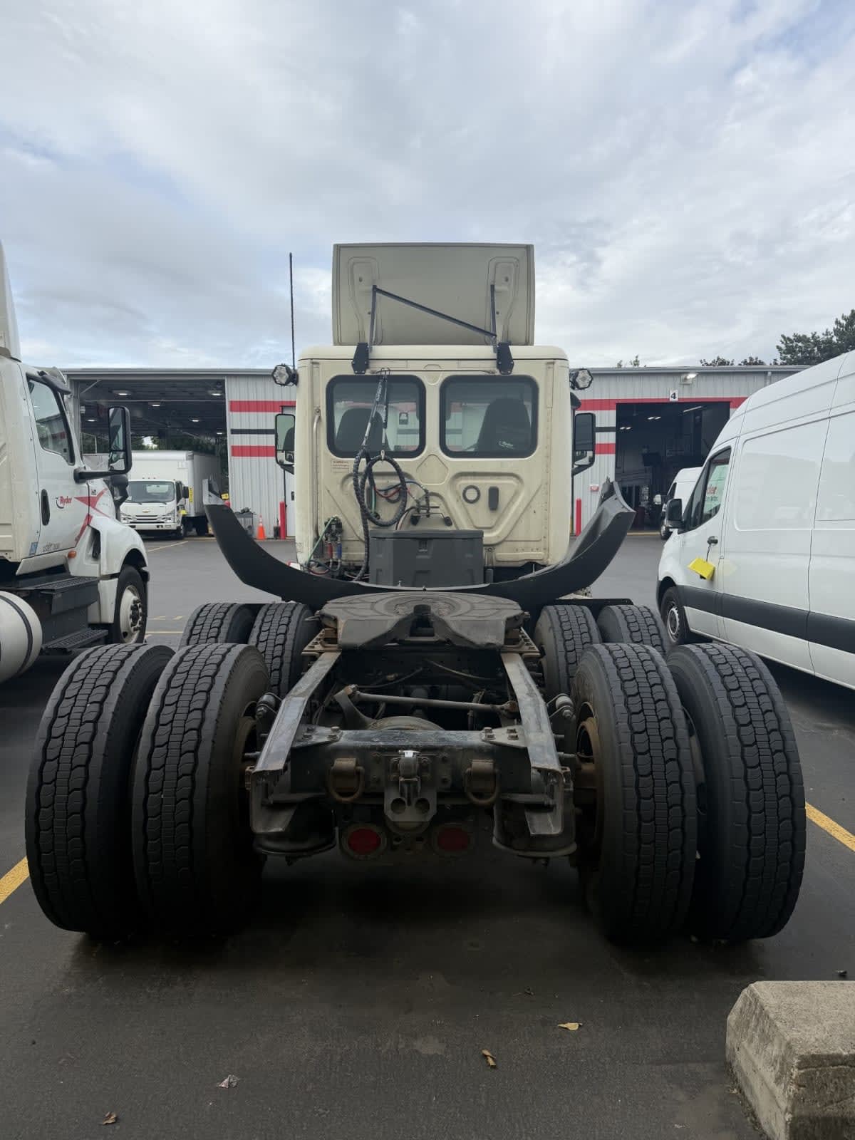 2020 Freightliner Cascadia in Tacoma, WA — photo 5