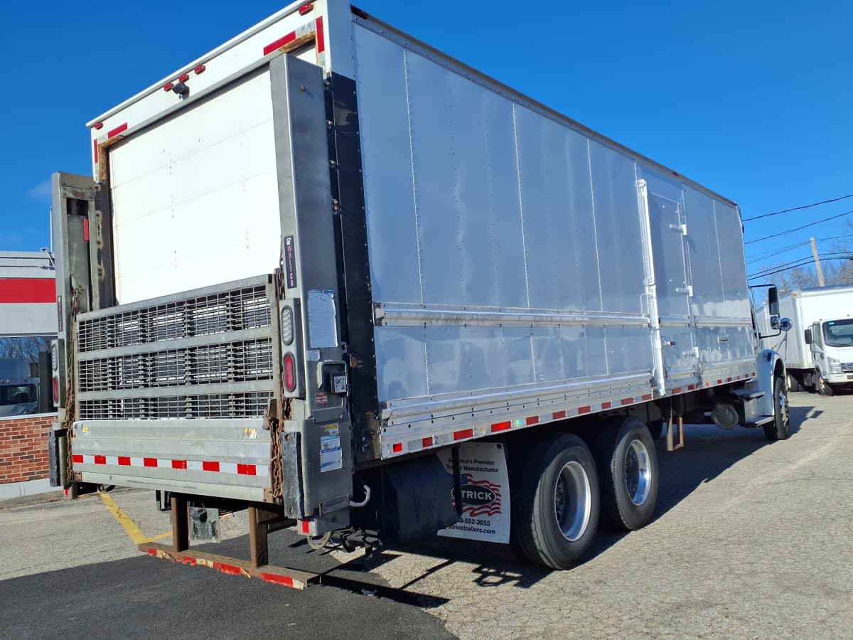 2020 Freightliner/Mercedes M2 106 282320