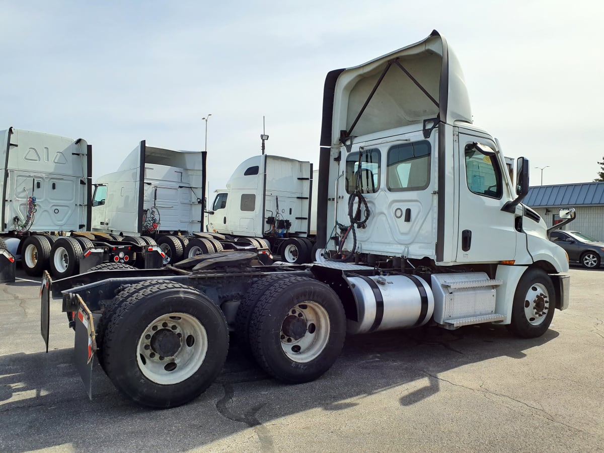 2020 Freightliner/Mercedes NEW CASCADIA PX12664 282350