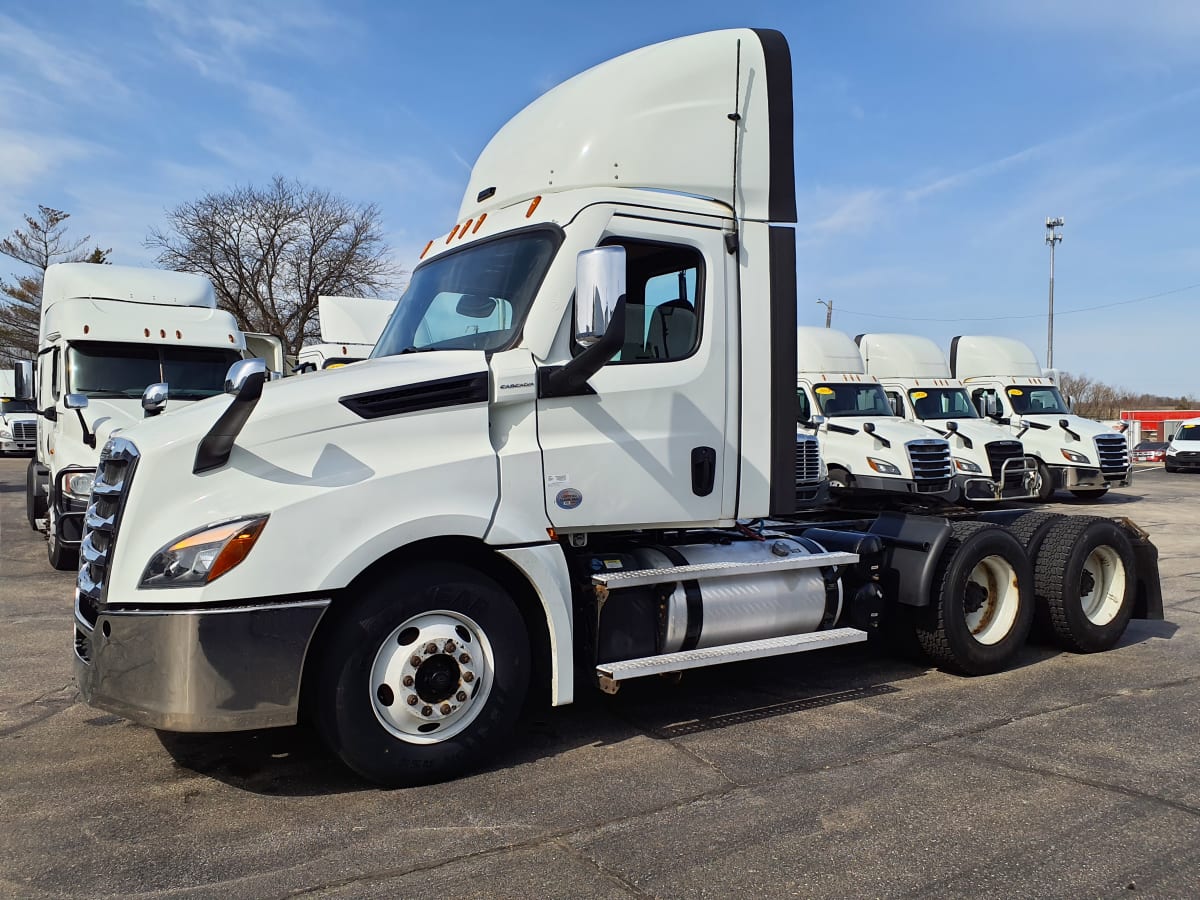 2020 Freightliner/Mercedes NEW CASCADIA PX12664 282350