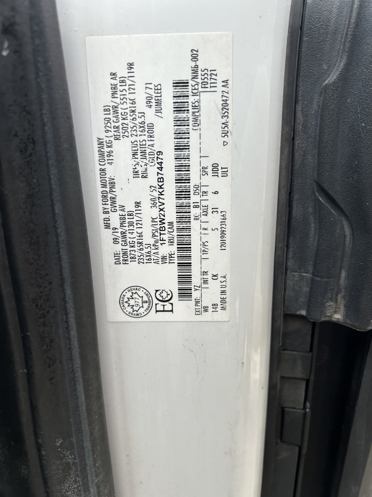 2019 Ford Motor Company T350 HI ROOF METRO 282355