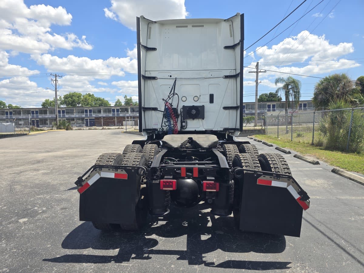 2020 Navistar International LT625 SLPR CAB 282361