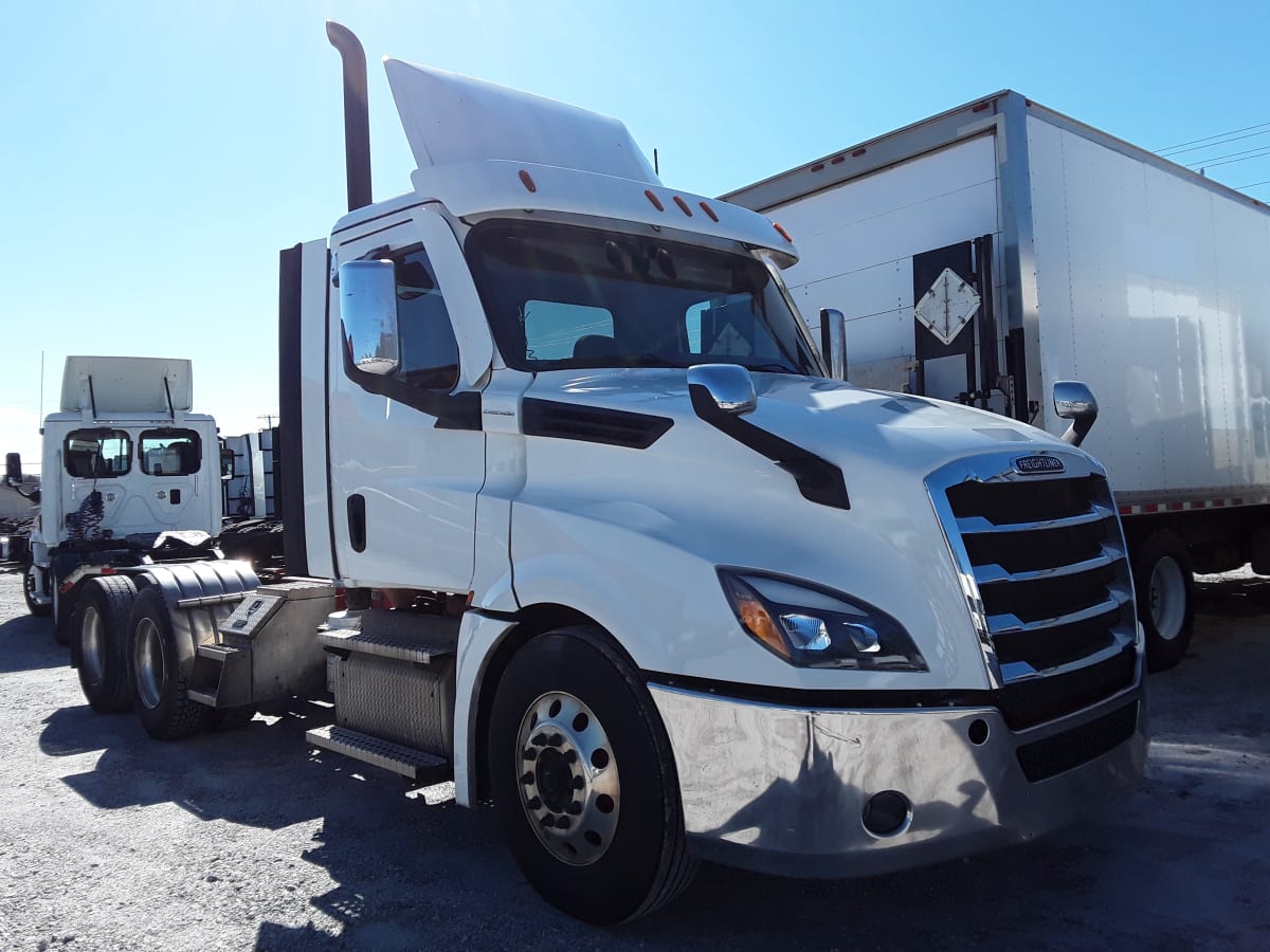 2020 Freightliner/Mercedes NEW CASCADIA PX12664 282643