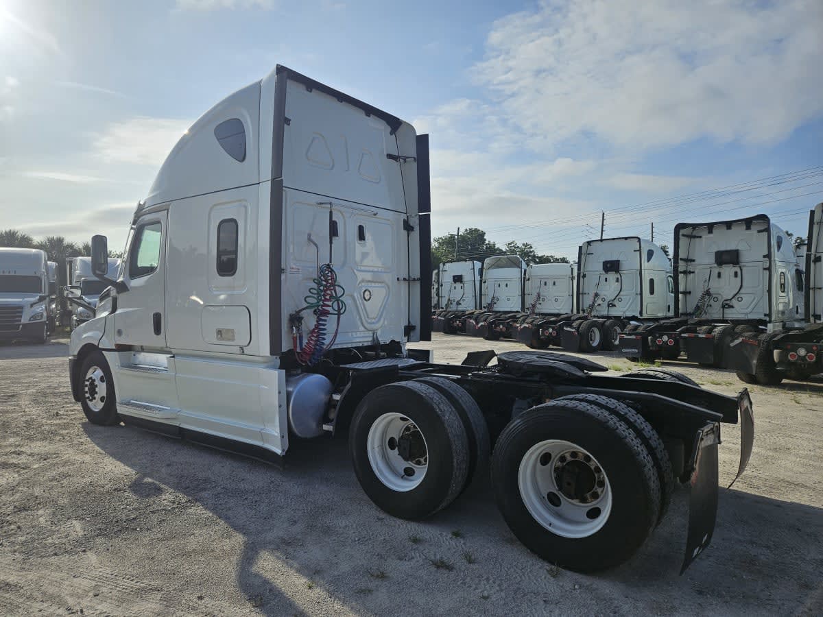 2020 Freightliner/Mercedes NEW CASCADIA PX12664 282703