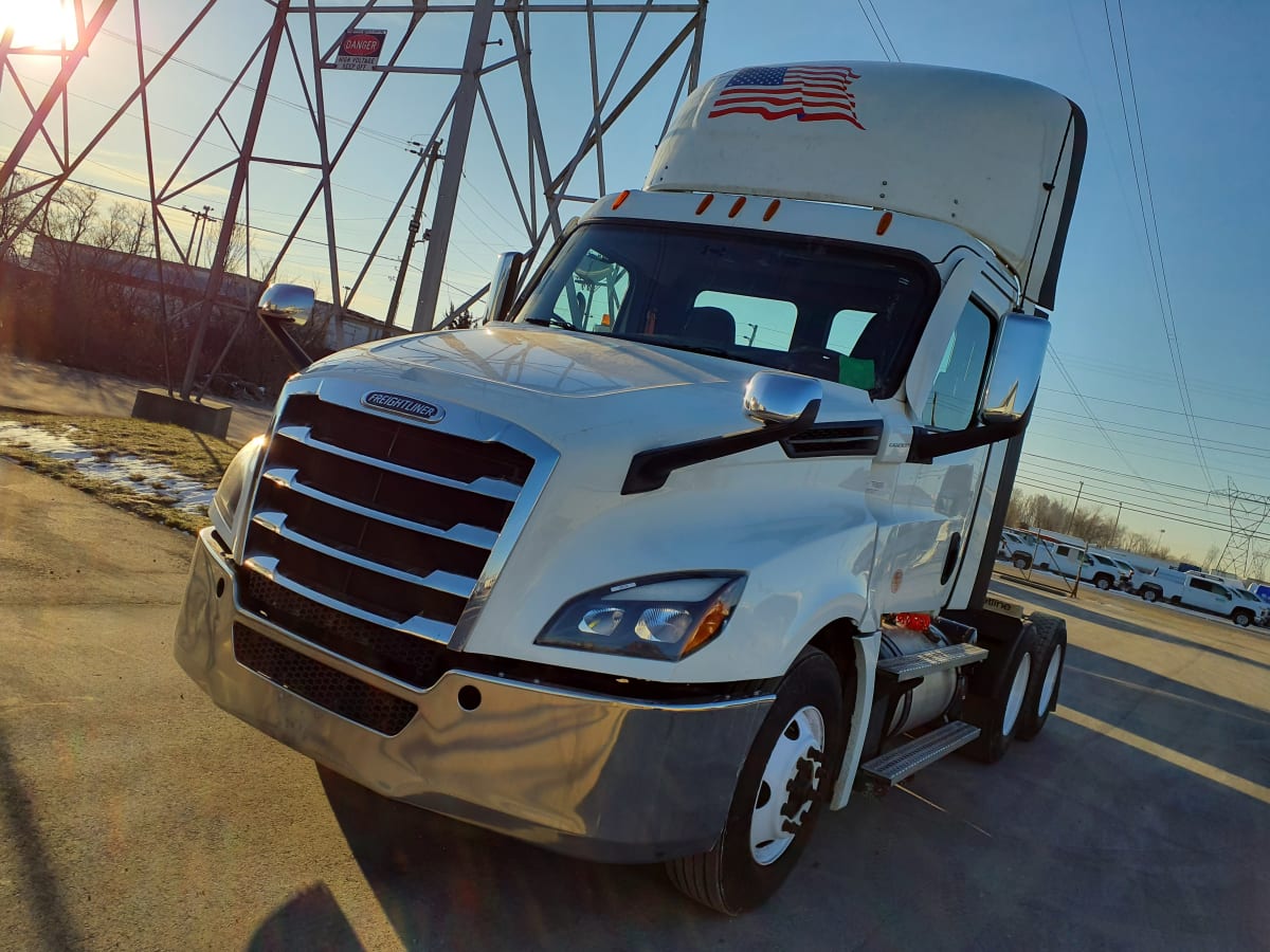 2020 Freightliner/Mercedes NEW CASCADIA PX12664 282728