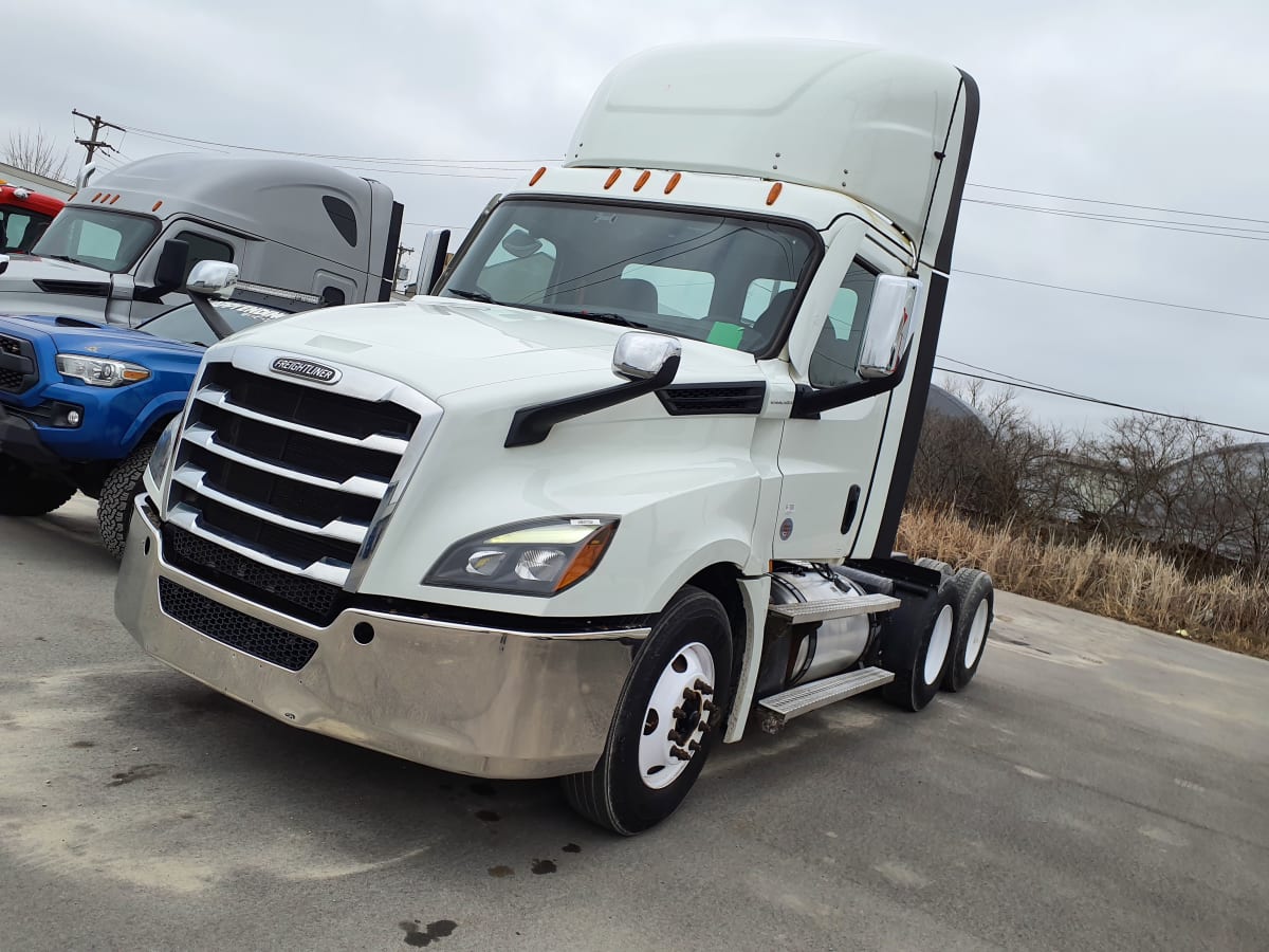 2020 Freightliner/Mercedes NEW CASCADIA PX12664 282732