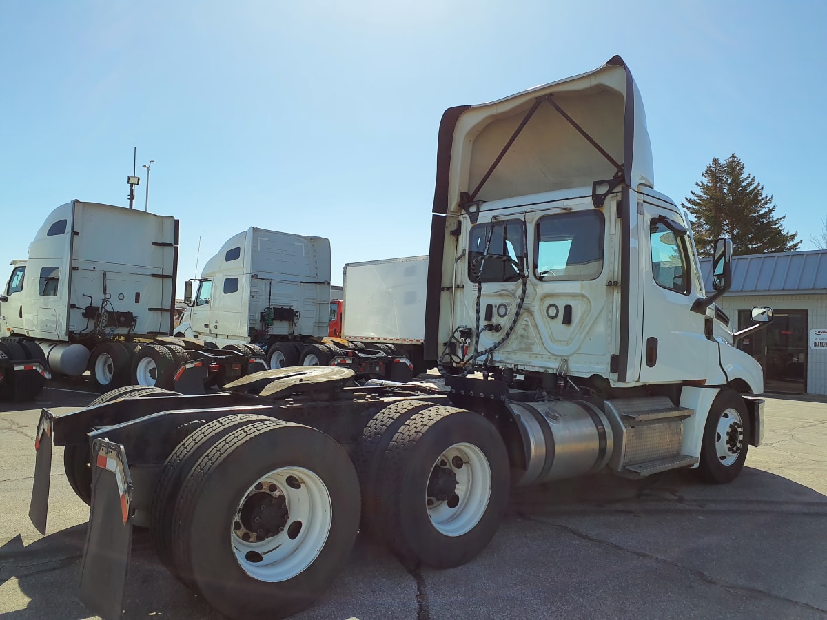 2020 Freightliner/Mercedes NEW CASCADIA PX12664 282734