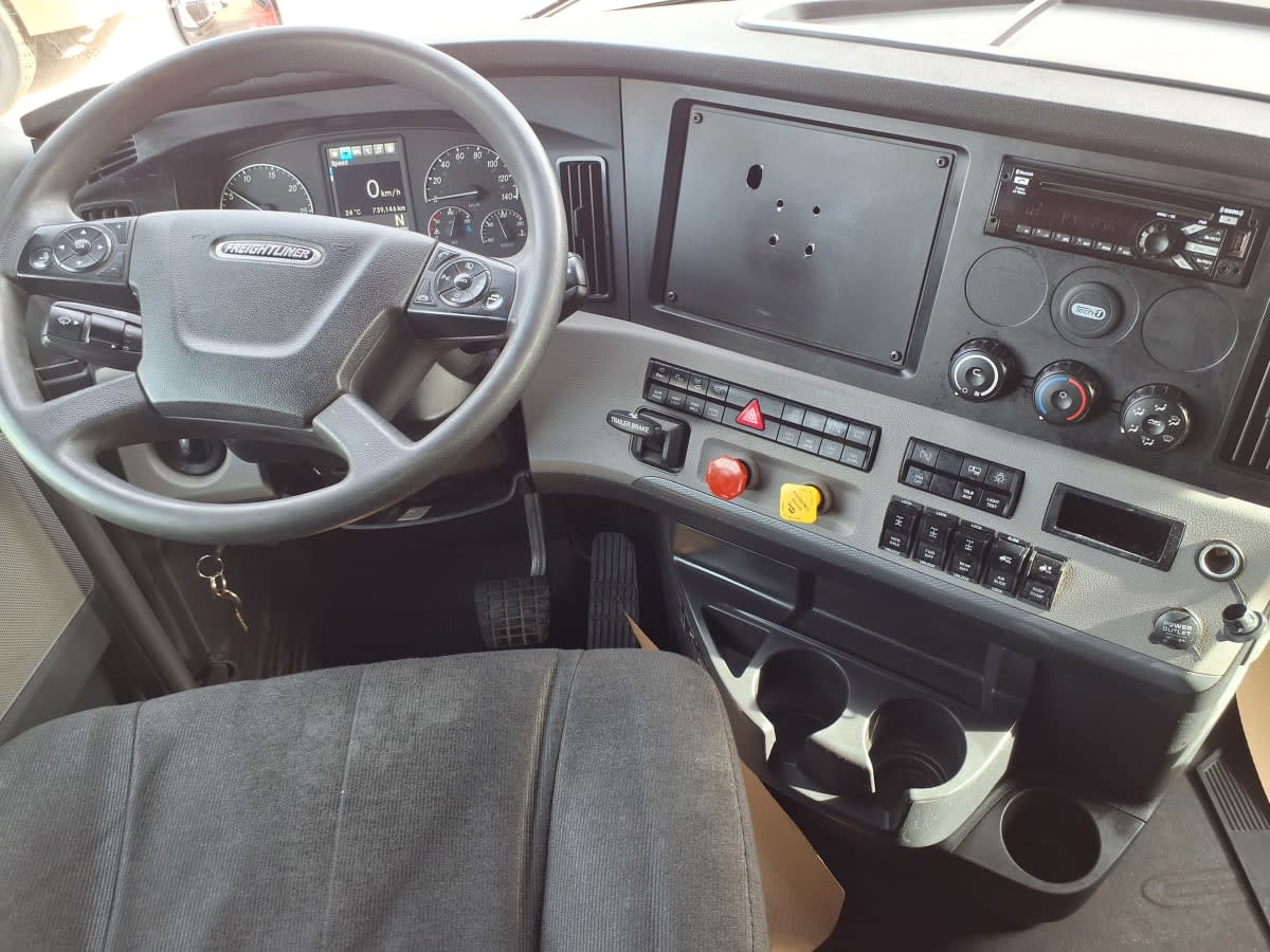 2020 Freightliner NEW CASCADIA PX12664 282947