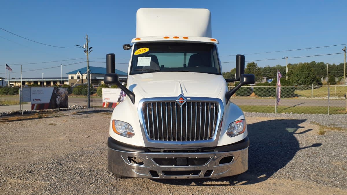 2020 Navistar International LT625 DAYCAB T/A 283054