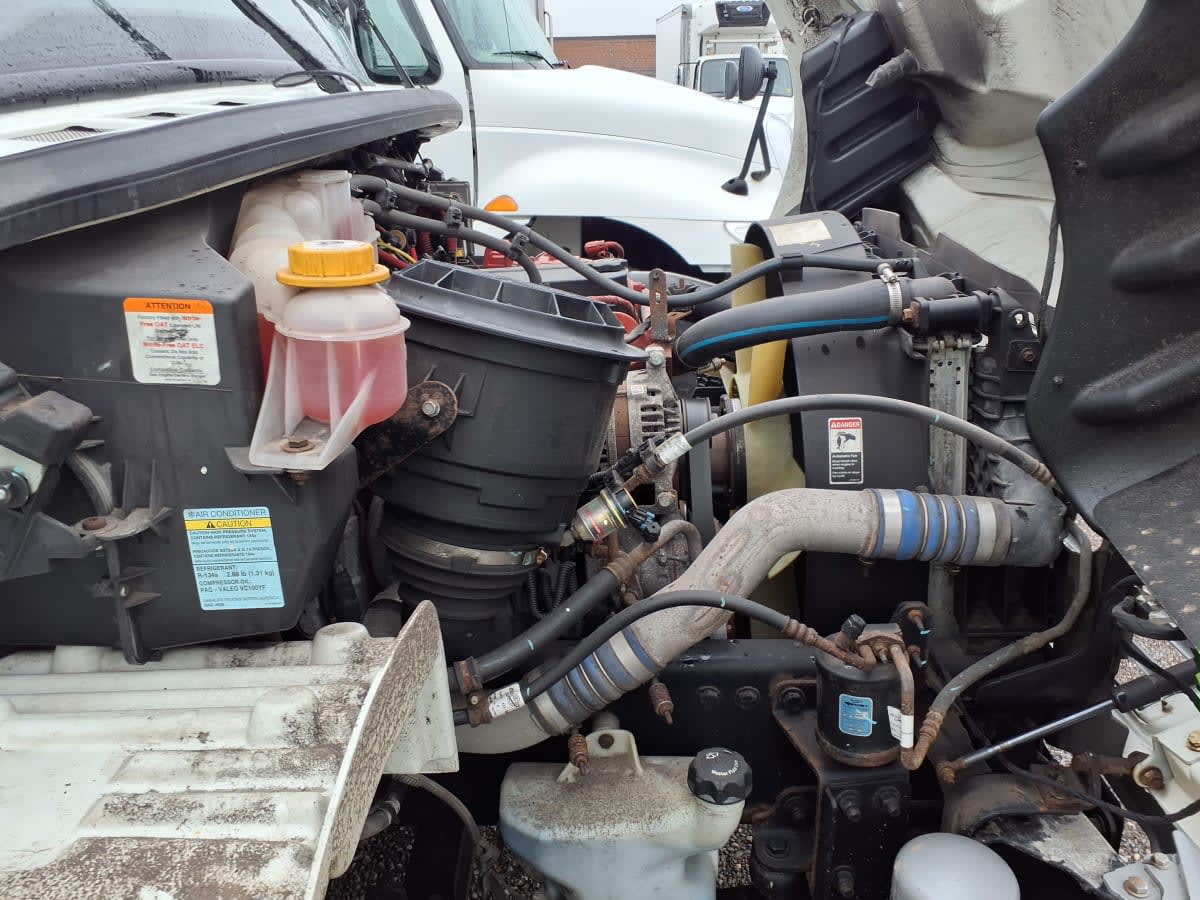 2020 Freightliner/Mercedes M2 106 283270