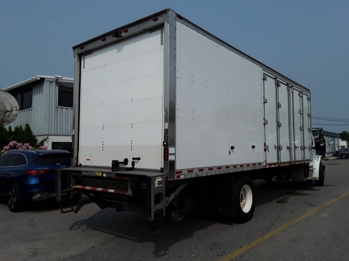2020 Freightliner M2 106 283276
