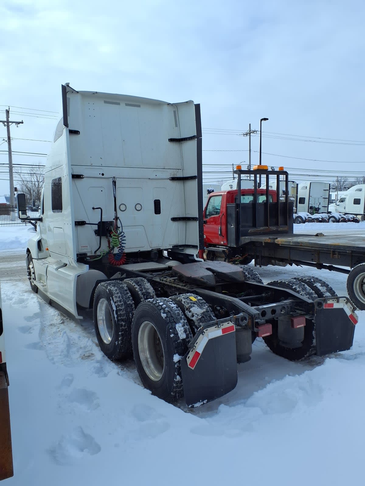 2020 Navistar International LT625 SLPR CAB 283590