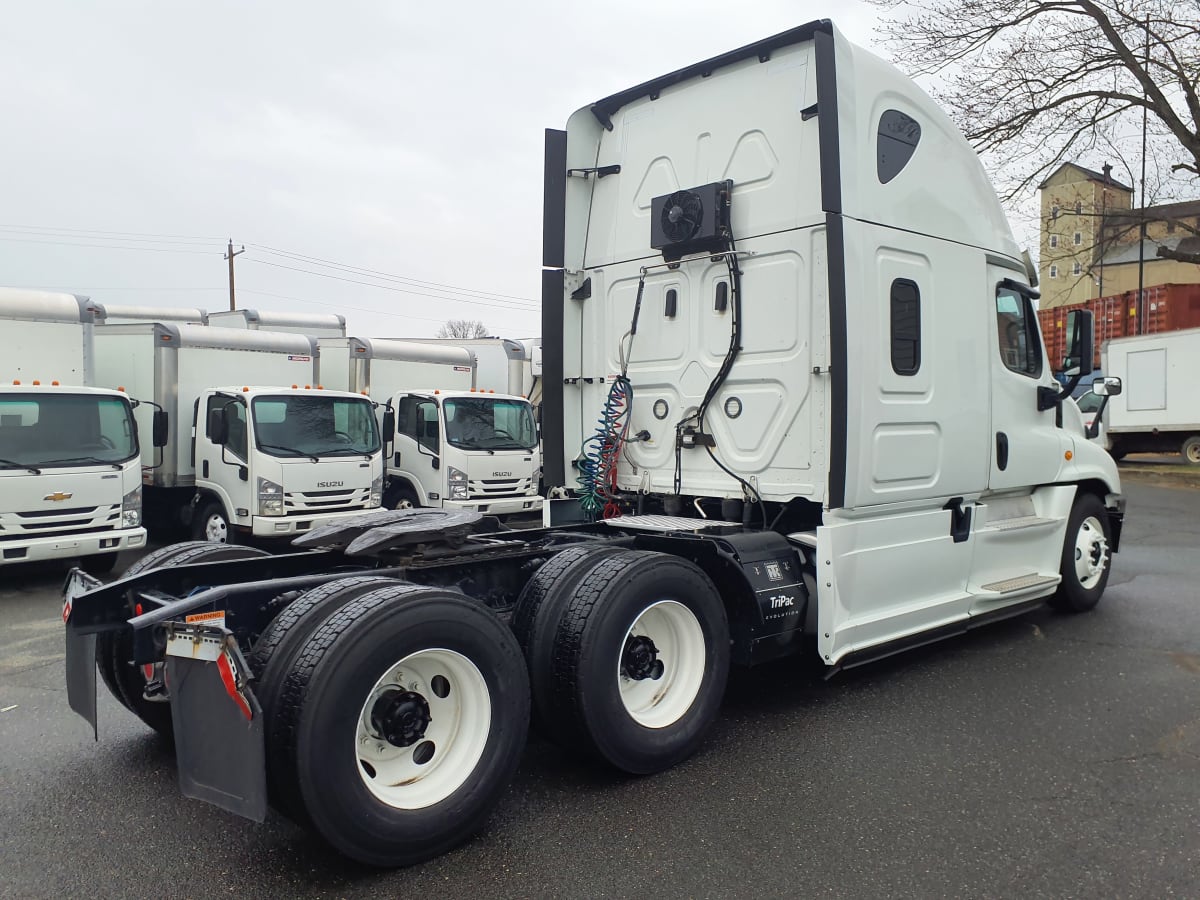 2020 Freightliner/Mercedes CASCADIA 125 283683