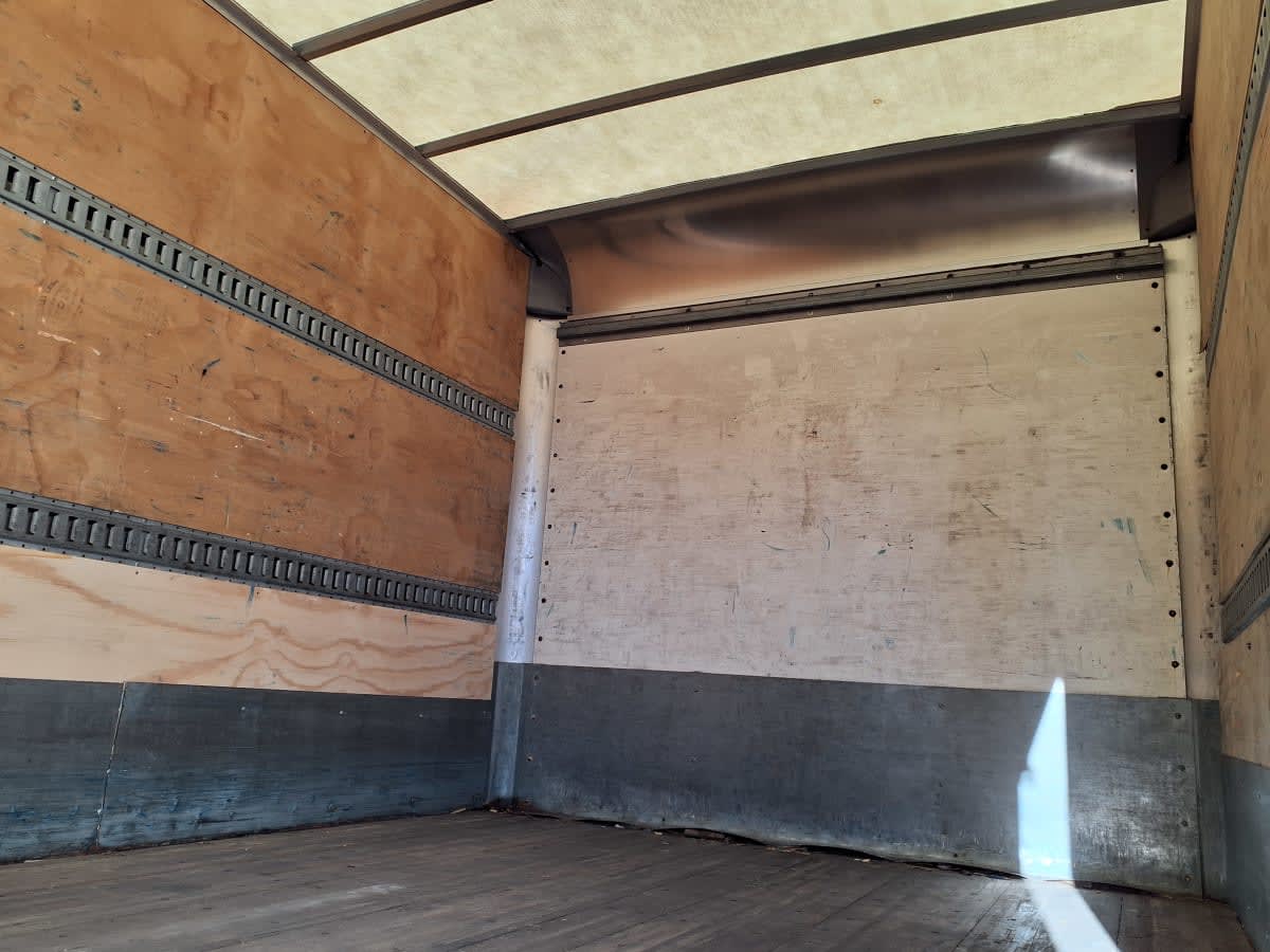 2020 Freightliner/Mercedes M2 106 283690