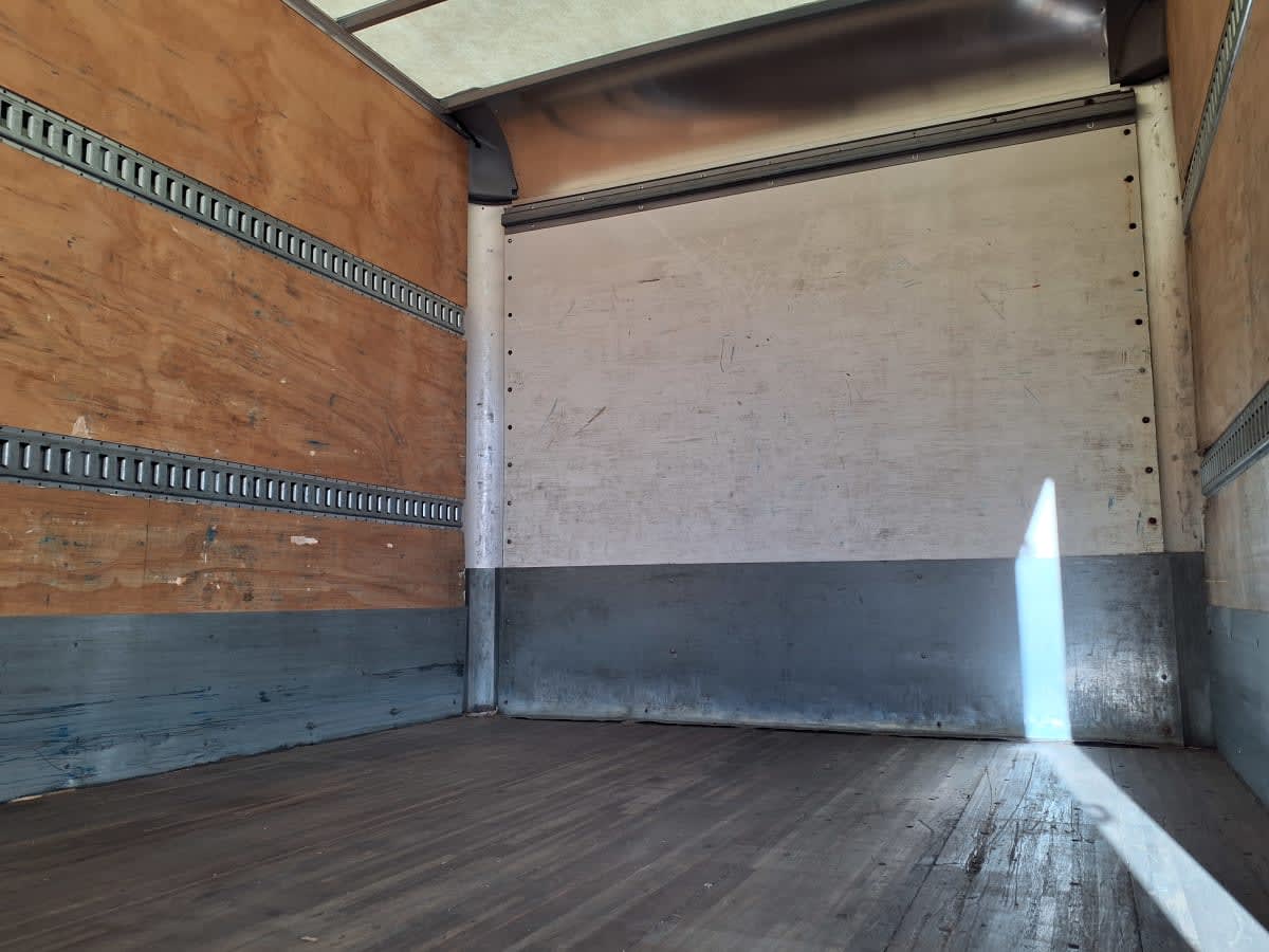 2020 Freightliner/Mercedes M2 106 283694