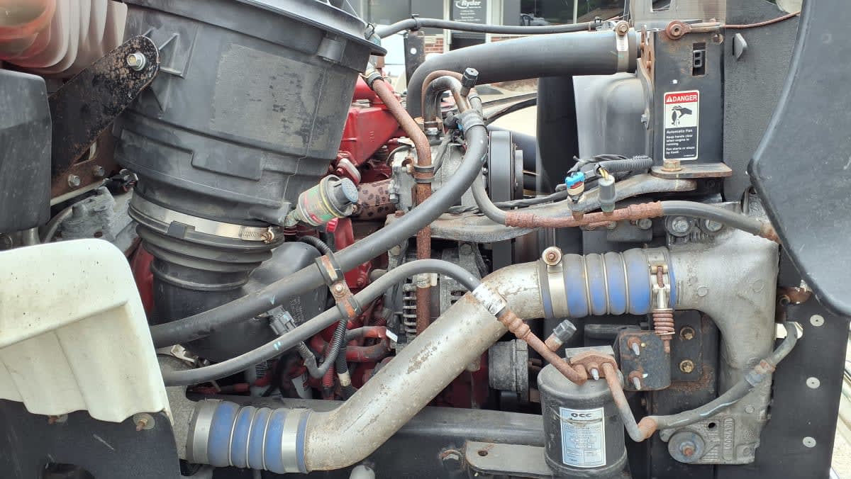 2020 Freightliner/Mercedes M2 106 283695