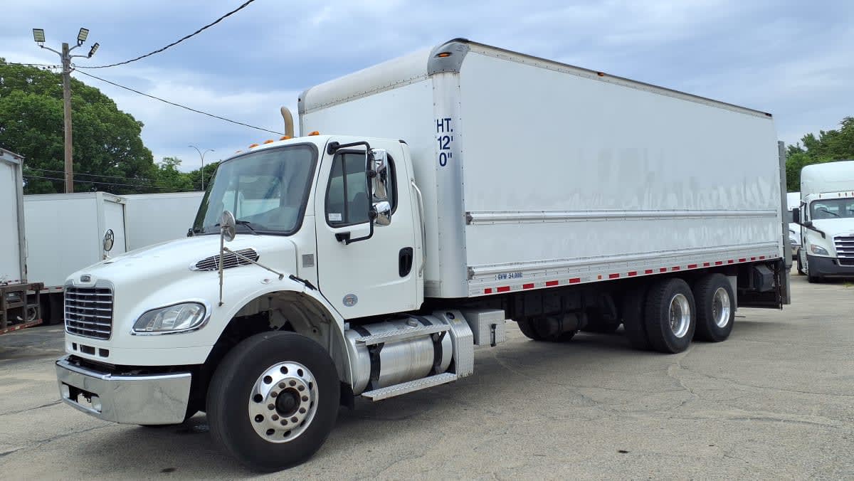 2020 Freightliner/Mercedes M2 106 283695