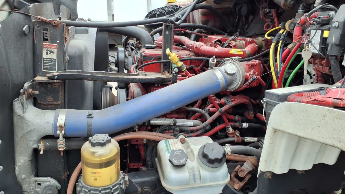2020 Freightliner/Mercedes M2 106 283695