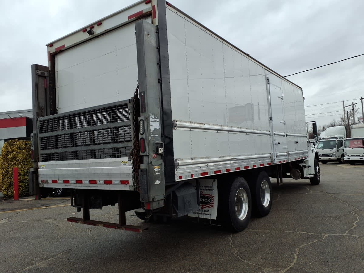 2020 Freightliner/Mercedes M2 106 283698