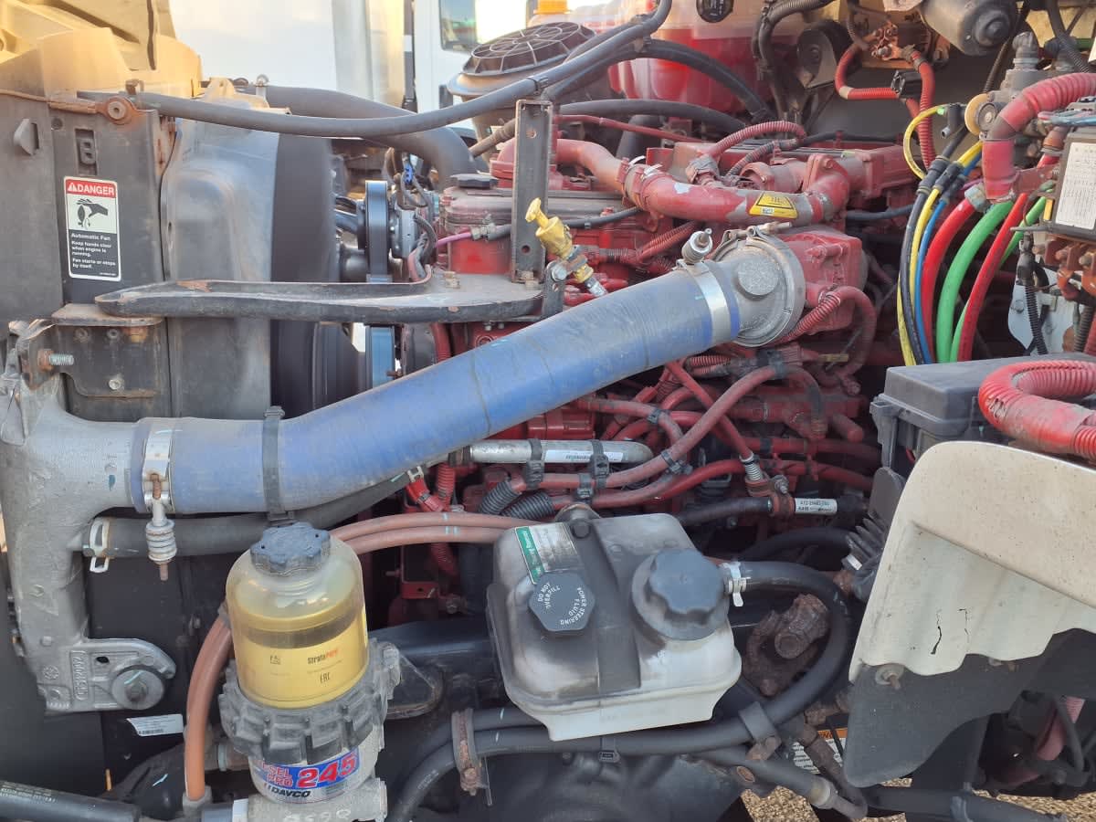 2020 Freightliner/Mercedes M2 106 283699