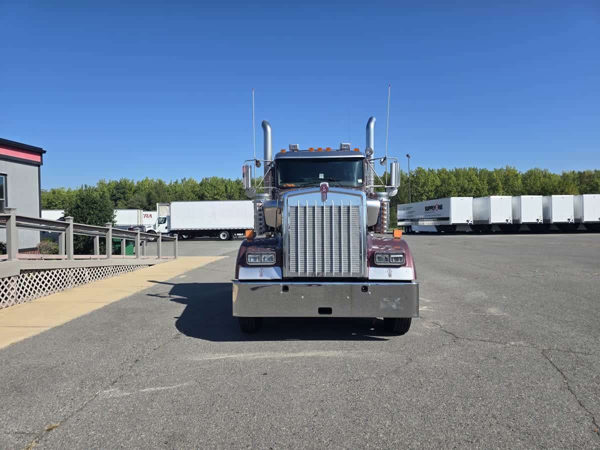 2020 Kenworth W900 in North Little Rock, AR — photo 2