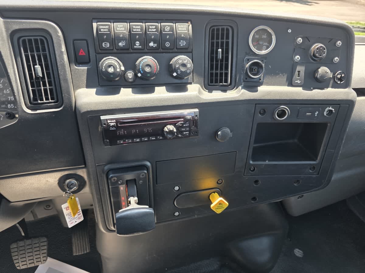 2020 Navistar International MV607 (4X2) 283874
