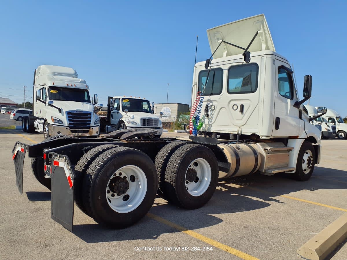 2020 Freightliner NEW CASCADIA PX12664 283880