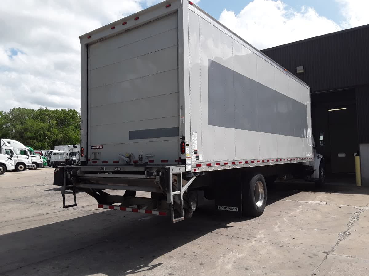 2020 Freightliner/Mercedes M2 106 283990