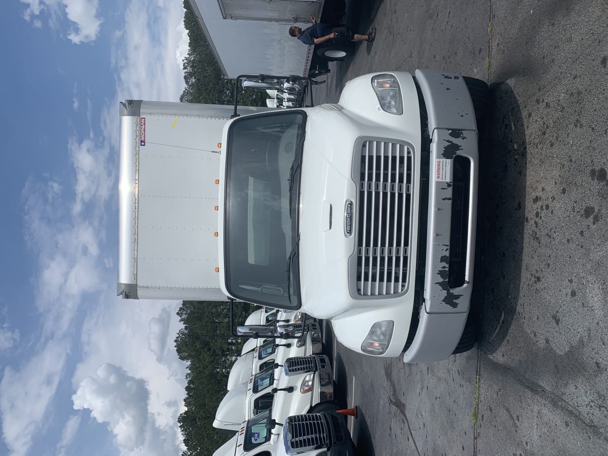 2020 Freightliner/Mercedes M2 106 284066