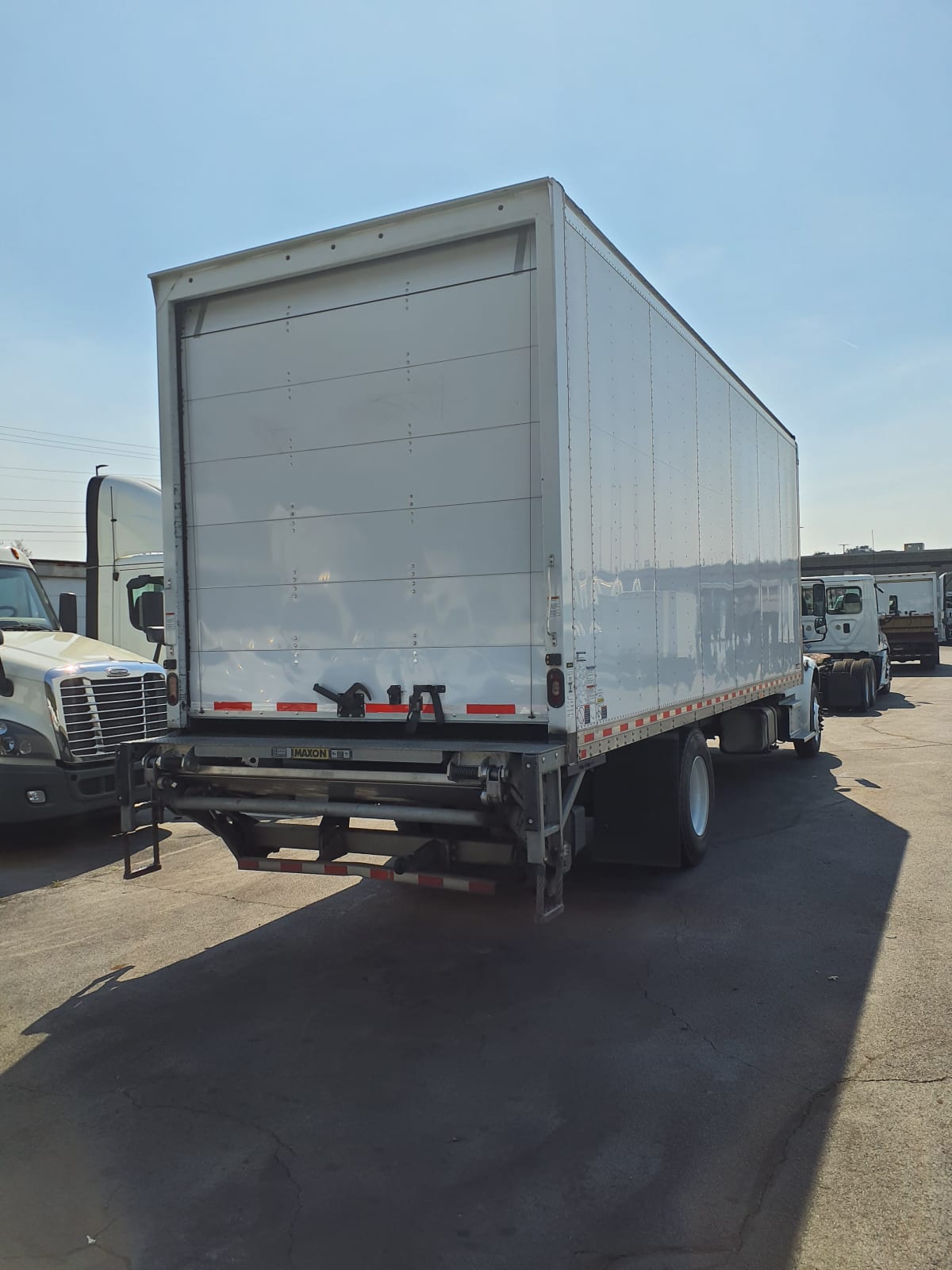 2020 Freightliner/Mercedes M2 106 284067