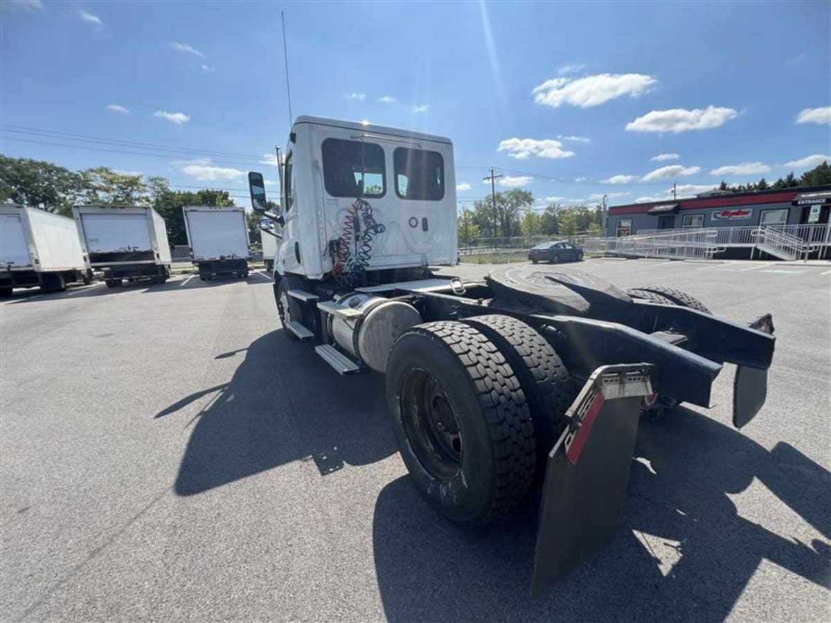 2020 Freightliner/Mercedes NEW CASCADIA 116 284112