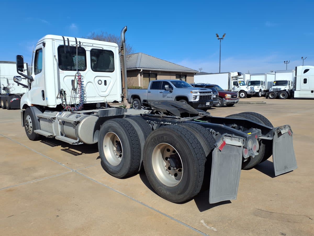 2020 Freightliner/Mercedes NEW CASCADIA 116 284267