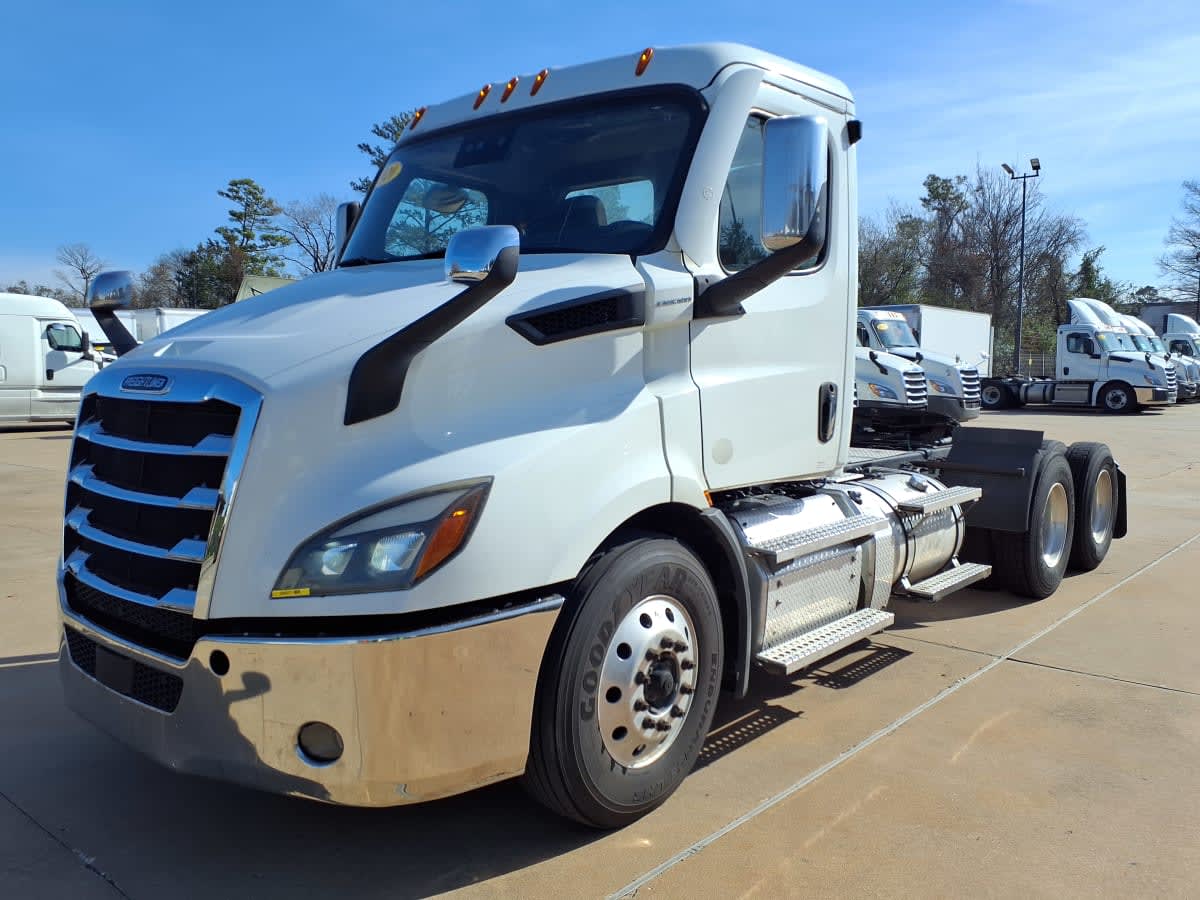 2020 Freightliner/Mercedes NEW CASCADIA 116 284271