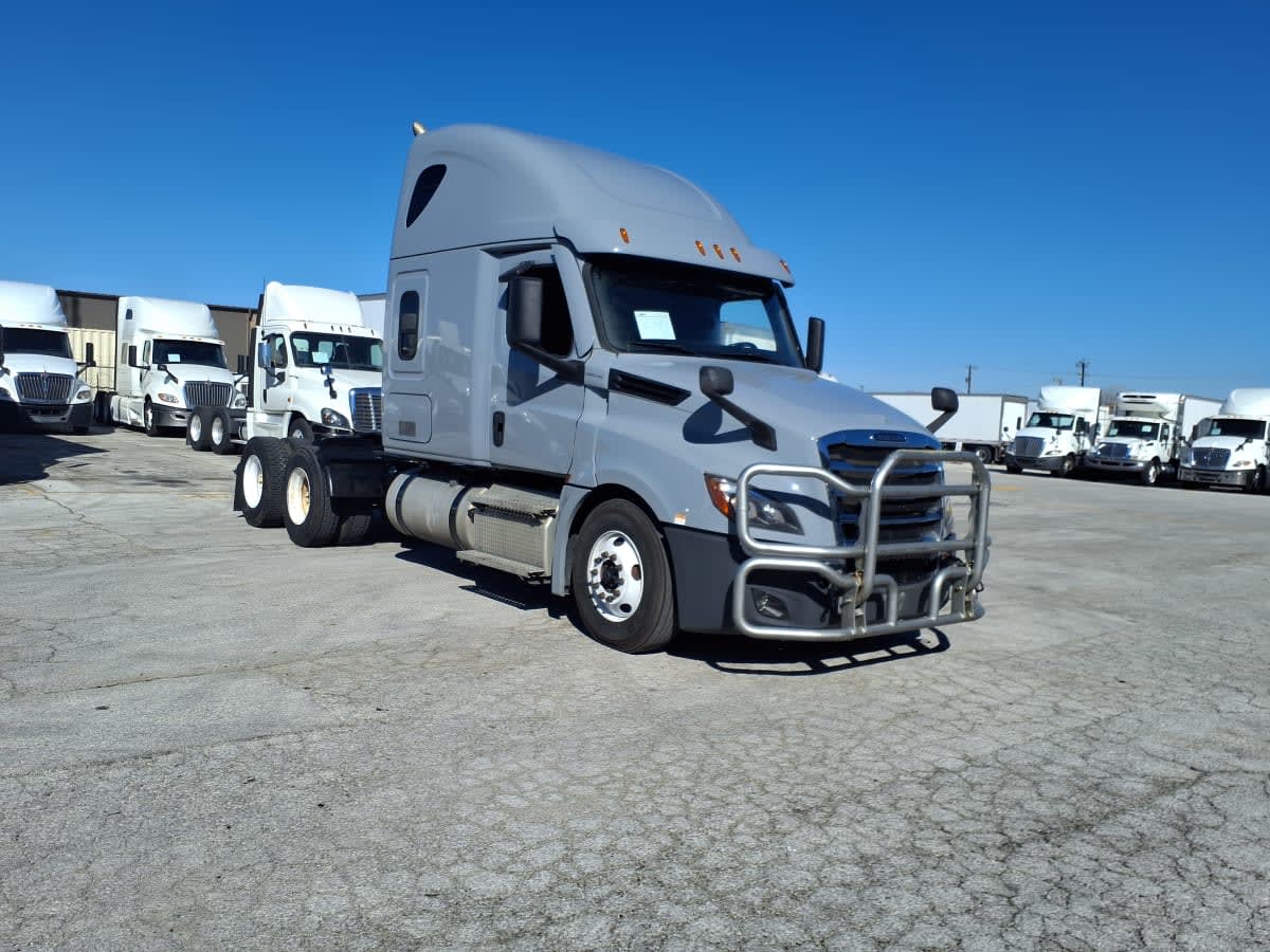 2020 Freightliner - image 3
