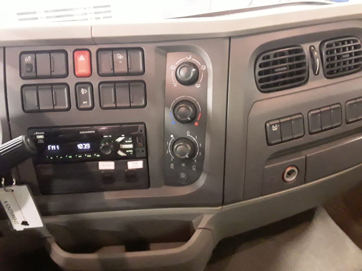 2020 Kenworth Trucks K270 286201