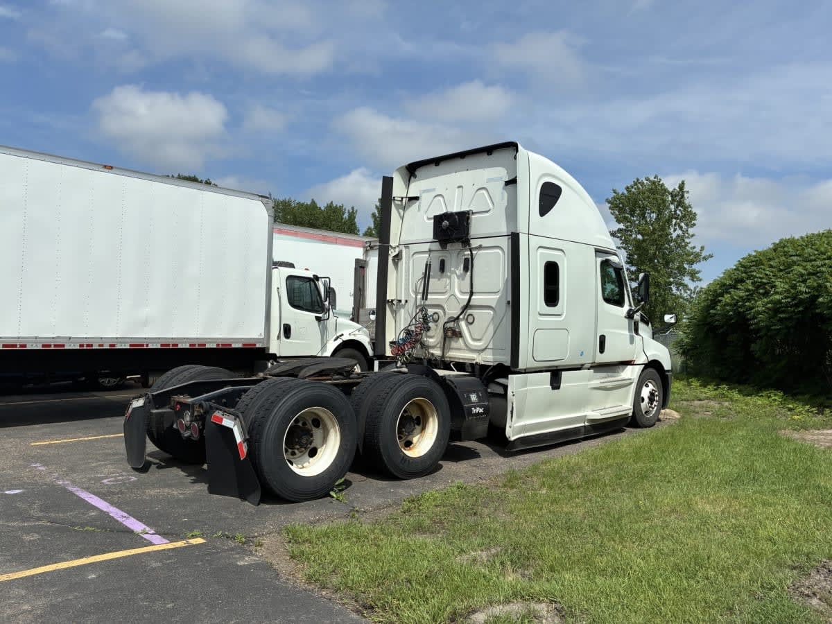 2021 Freightliner/Mercedes NEW CASCADIA PX12664 286303