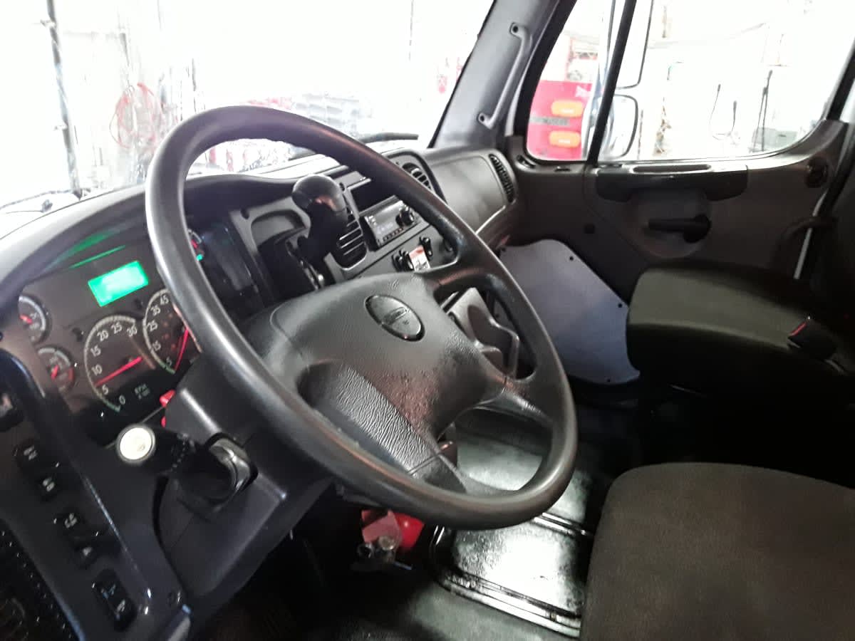 2020 Freightliner/Mercedes M2 106 286328